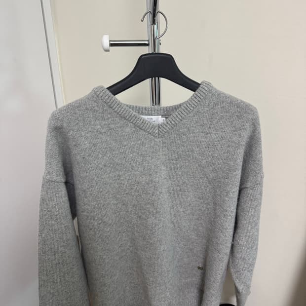 노드아카이브 v넥 니트 (0size)