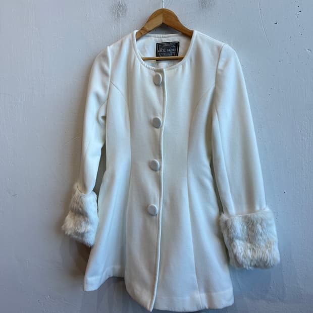 세실맥비 퍼 갸루 코트 