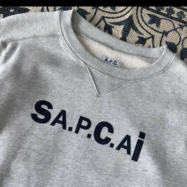 A.P.C. X sacai 사카이X아페쎄 맨투맨