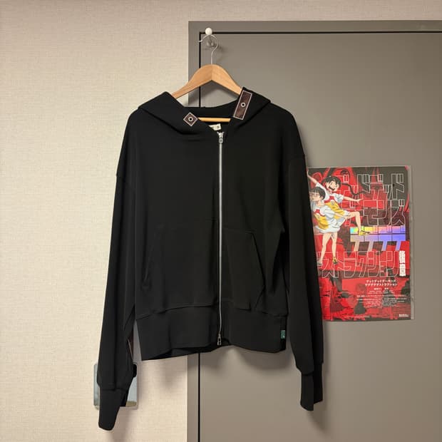 (1회착용) 카락터 Writer hooded zip-up / Black