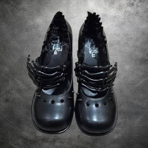 [GURURU] Gothic punk heels