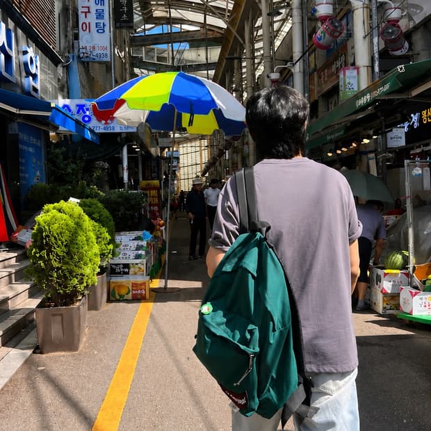 MM6 x Eastpak 드리핑 패커 백팩 그린