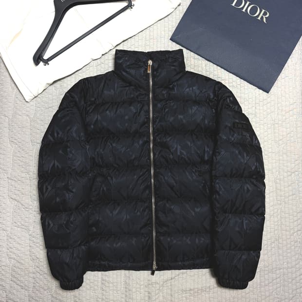 디올 다이아몬드 패딩