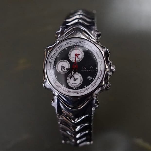 오클리 저지 시계