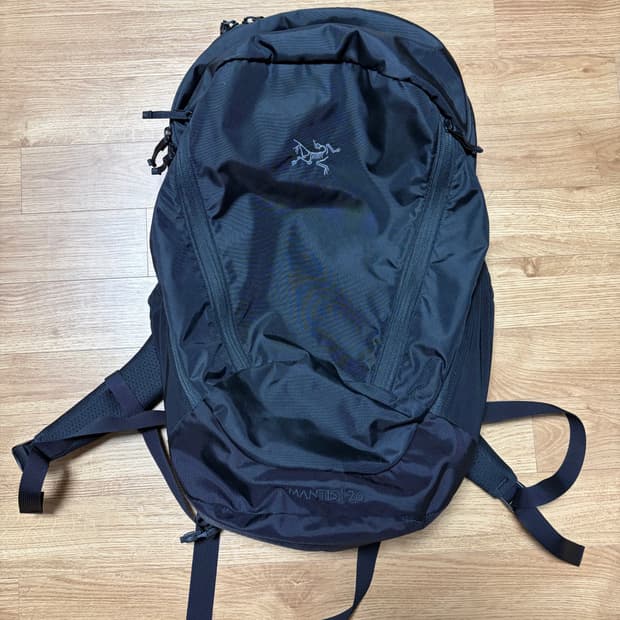 아크테릭스 맨티스 26 블랙 구형