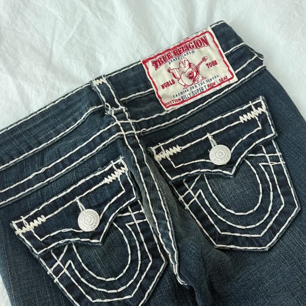 트루릴리전 빌리 슈퍼T 스티치 진청 데님팬츠
