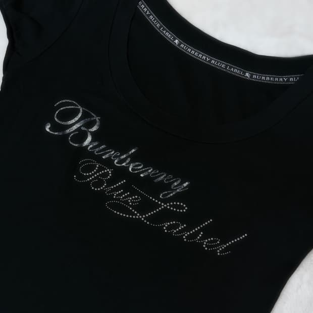Burberry 블루라벨 오네갸루 스터드 퍼프 딱붙티 ≽^•⩊•^≼