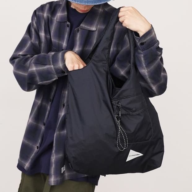 앤드원더 그로서리 포캣 백 블랙(✨새상품)