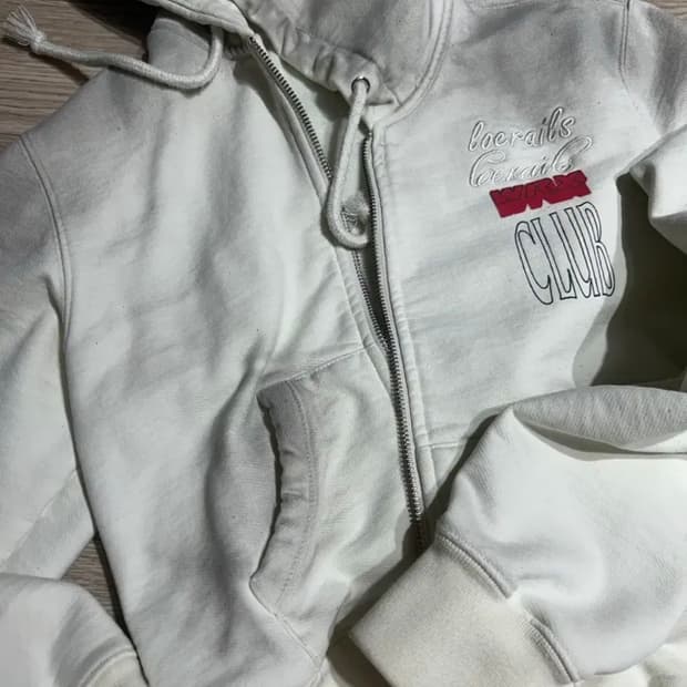 로레일즈크롭후드집업