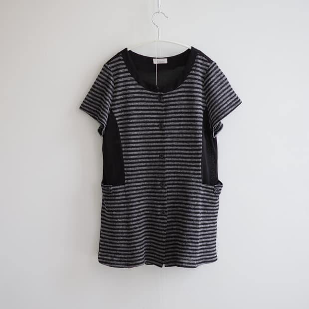 Stripe half summer button top