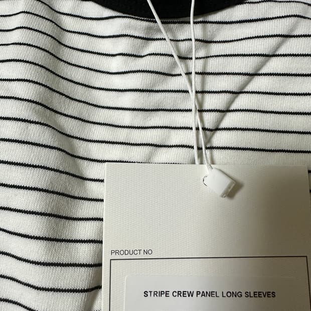 새상품) 인더로우 롱 슬리브 2 사이즈 팝니다.