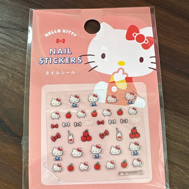 헬로키티 네일스티커