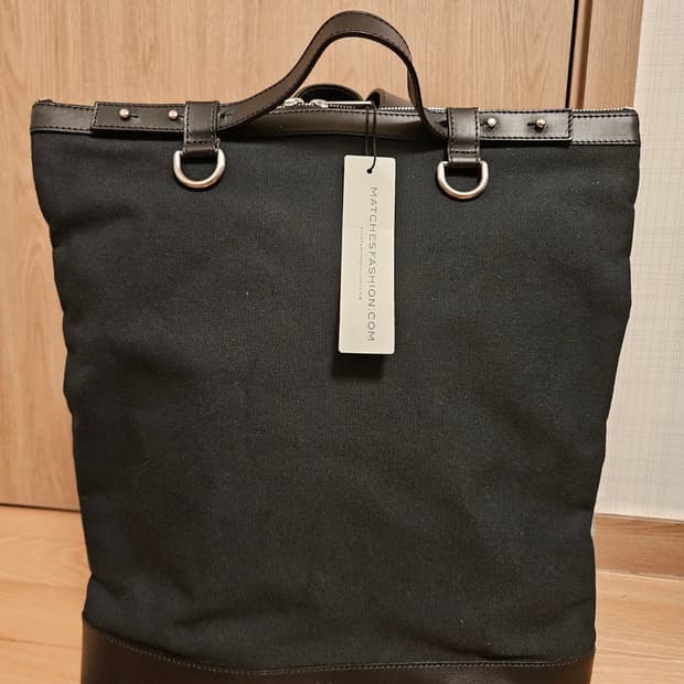 Ami 해당 가방 사진 제품 구매합니다!!