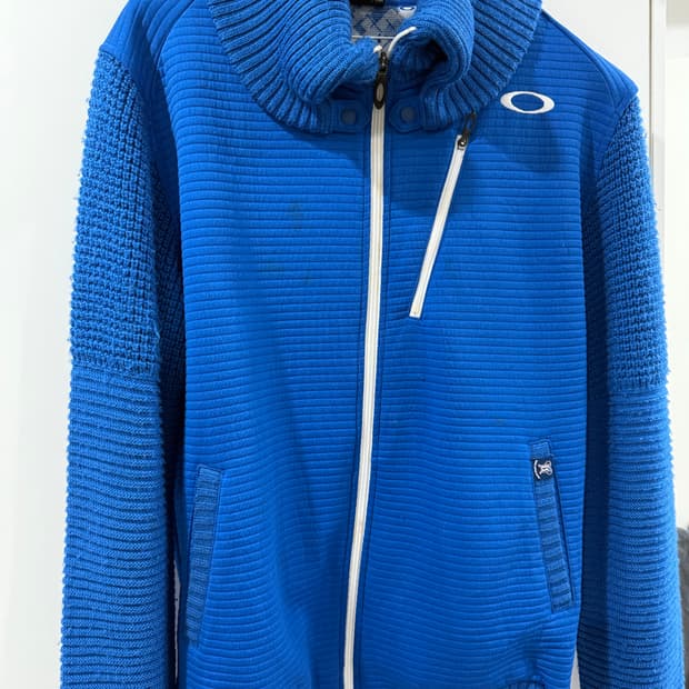 오클리 니트집업 xl