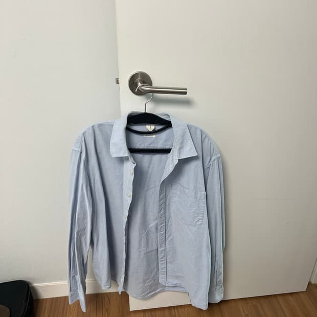 Arket 하늘색 레귤러핏 셔츠 