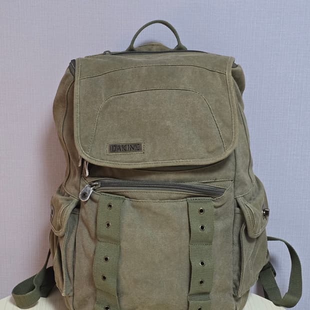 Dakine 다카인 밀리터리 멀티포켓 백팩