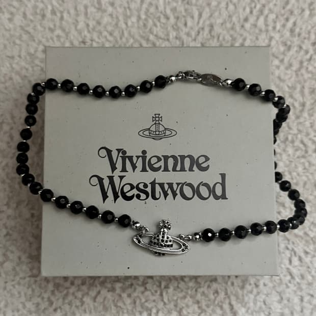 비비안웨스트우드 블랙펄 초커 목걸이