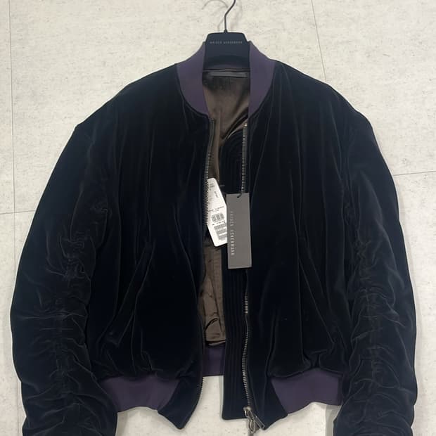 [S] 하이더아커만 15FW 벨벳 퍼스봄버