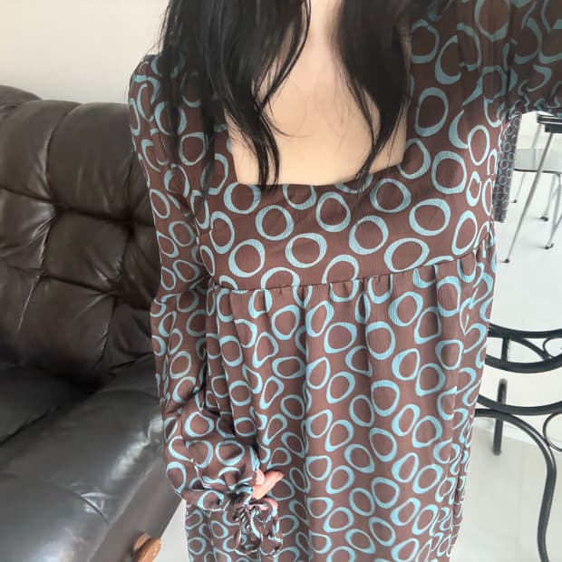 circle square neck dress