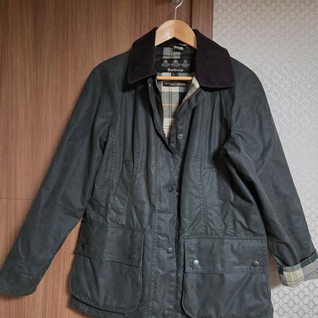 바버 여성 왁스자켓 UK10 