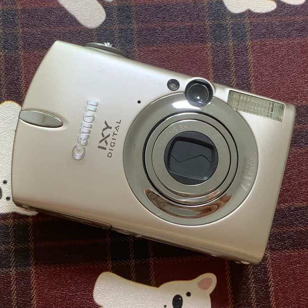 캐논 디카 익서스750(익시 700) 카메라
