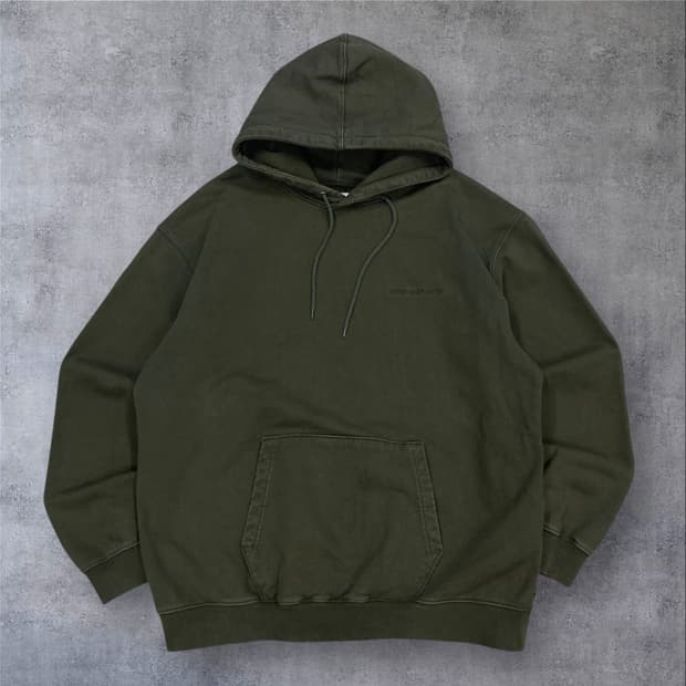 에스피오나지 카키 컬러 스몰 로고 후드티