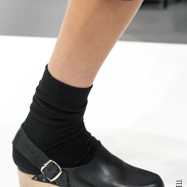 MHL 마가렛호웰 Swivel Strap Clog 샌들