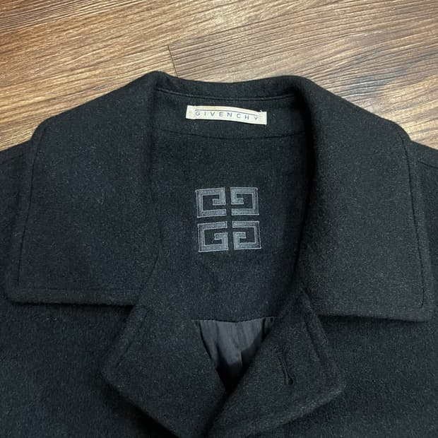 지방시 100% 캐시미어 코트