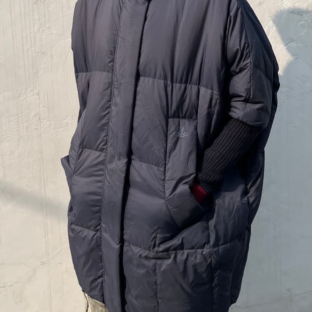 비비안웨스트우드 ORB로고 오버사이즈드 구스 패딩