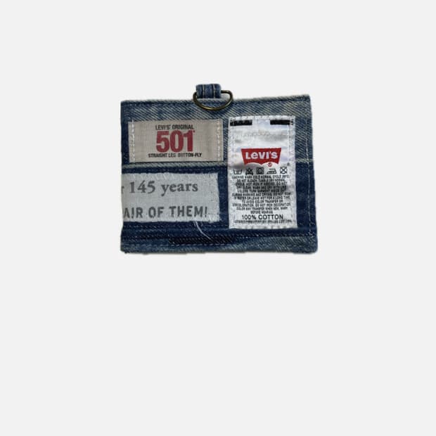Tot0_[Levis half wallet_8]