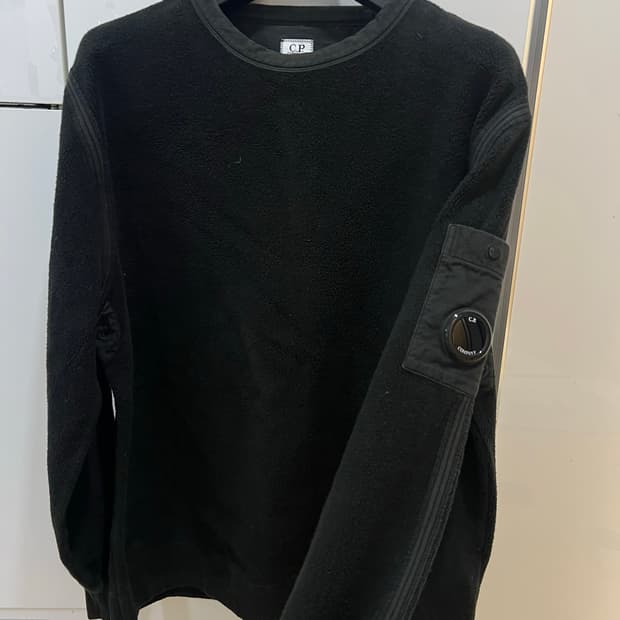 cp컴퍼니 후리스맨투맨 xl