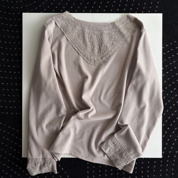 lace long sleeve top