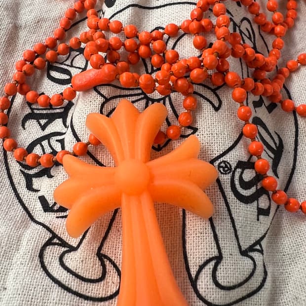 크롬하츠 아오야마 20주년 실리콘 목걸이