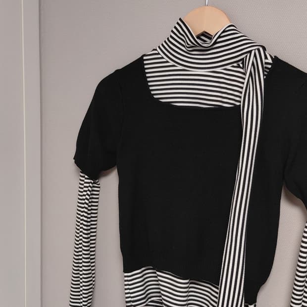 빈티지 스퀘어 넥 반팔니트