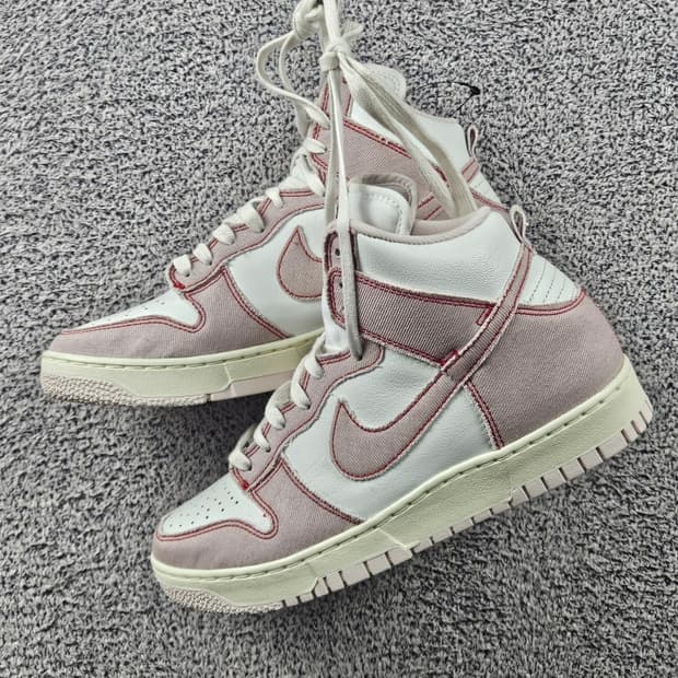 나이키 덩크 하이 베얼리 로즈 데님 스니커즈 (265MM) / 10784