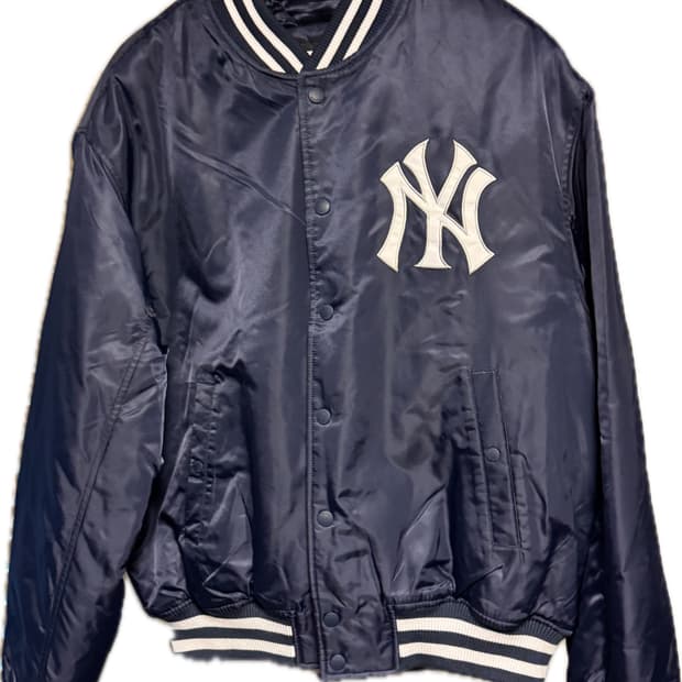 뉴에라 뉴욕 양키스 네이비 누빔 스타디움 자켓 105사이즈