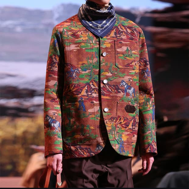 루이비통 웨스턴 컬렉션 카모플라쥬 퍼렐 카라리스 자켓