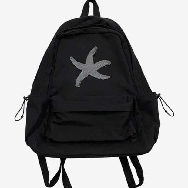 더콜디스트모먼트 백팩 블랙