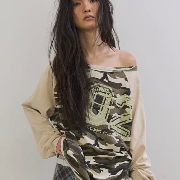 솜속 TELIE CAMO RAGLAN TOP_IVORY