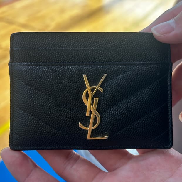 생로랑 마틀라세 금장 카드지갑 블랙