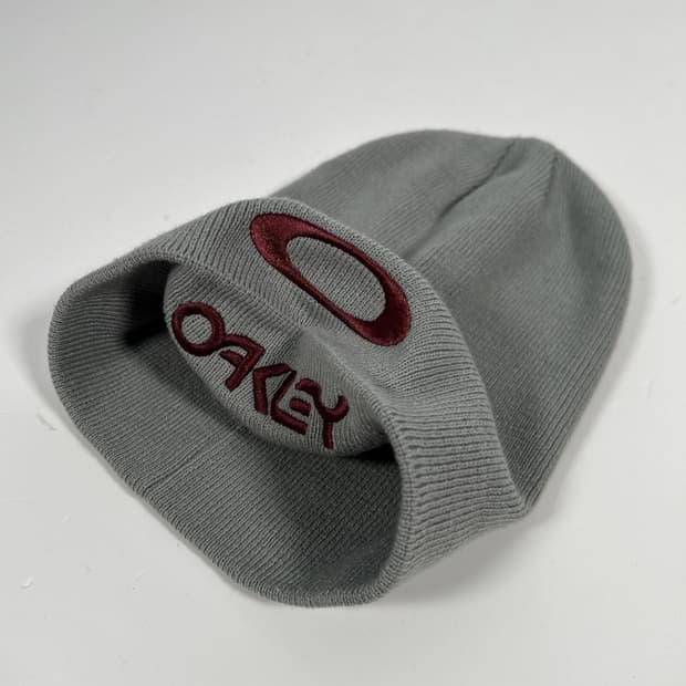 오클리 빅O 로고 커프 비니