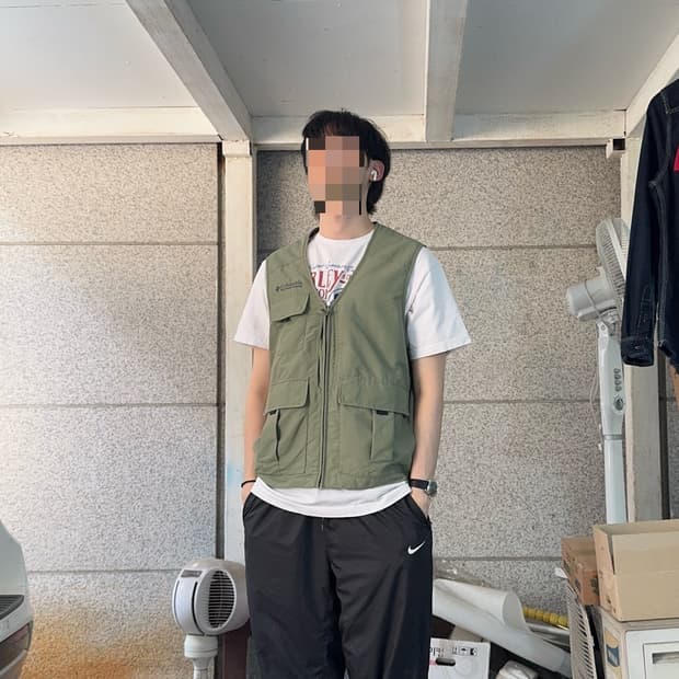 컬럼비아 로고 피싱 베스트