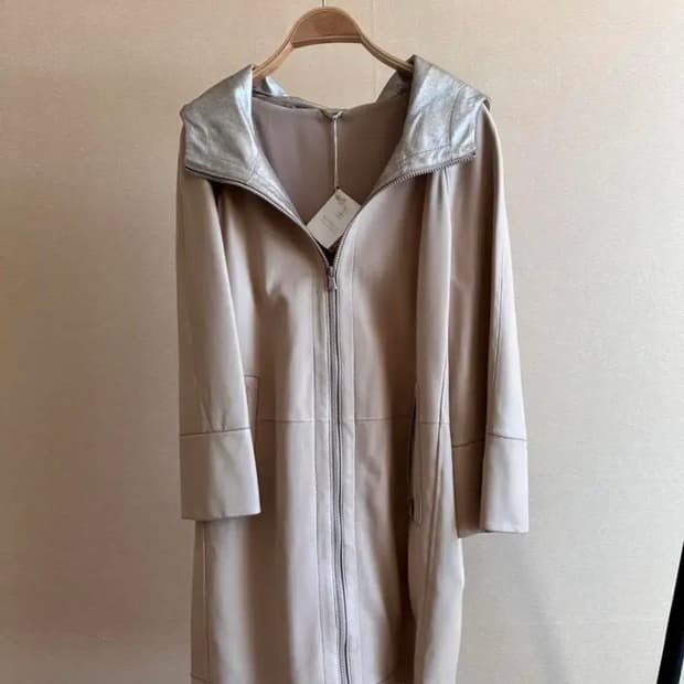 정품 브루넬로쿠치넬리 최고가 양가죽코트 정품40사이즈