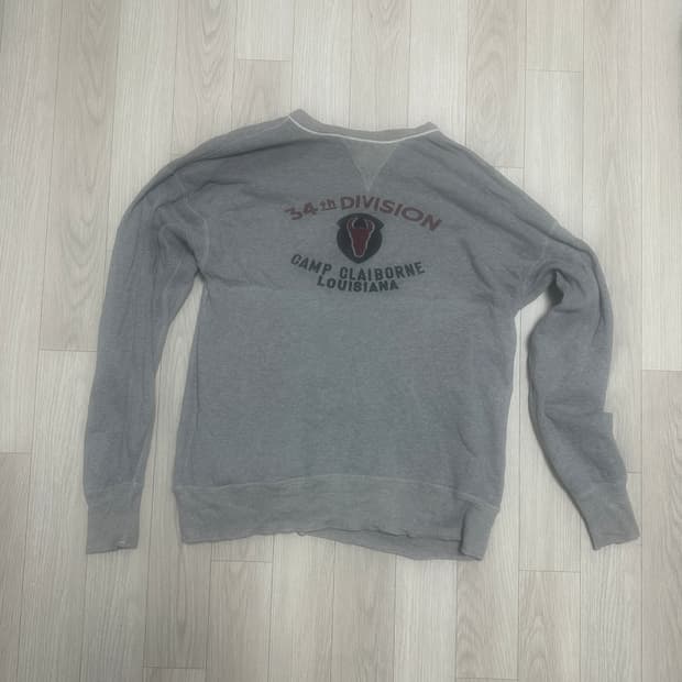 웨어하우스 스웻셔츠