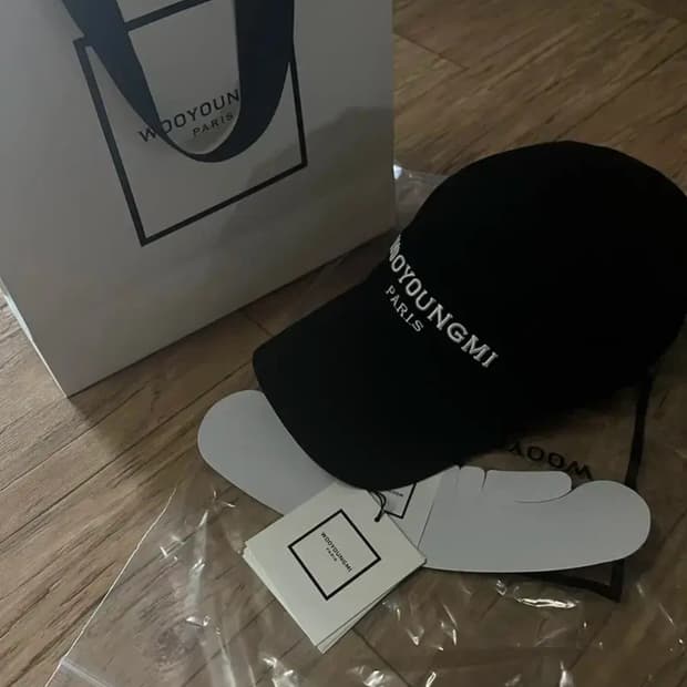 우영미 23ss 볼캡