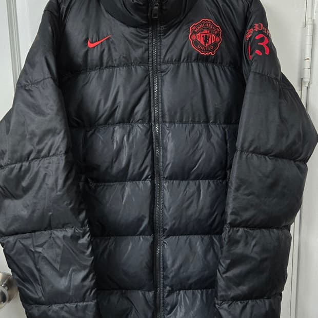 나이키 맨체스터 유나이티드 패딩