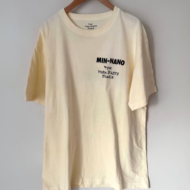 min-nano X The make happy studio TEE