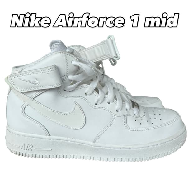 나이키 에어포스1 미드 화이트 백포스