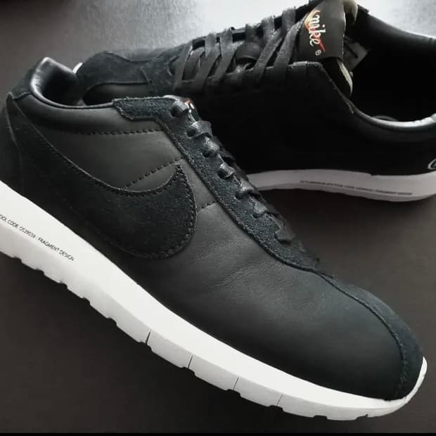 나이키 x 프라그먼트 로쉐 LD-1000 SP 검흰