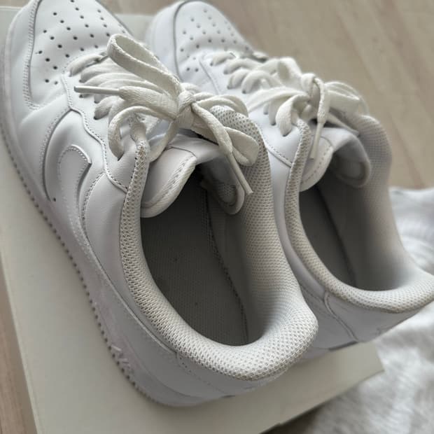 에어포스 화이트